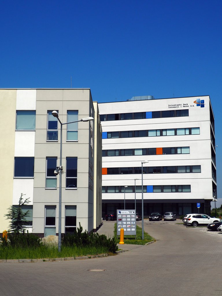 Biura do wynajęcia Wrocław Fabryczna - Business House – DPIiN